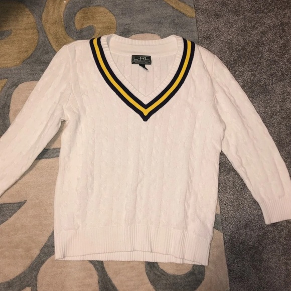 Ralph Lauren Sweaters - Like New Ralph Lauren Sweater